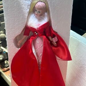 Enesco Barbie Glamour Collection Musical Figurine